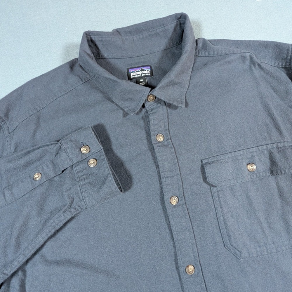 Patagonia Button Down Shirt Mens XXL Smolder Blue Organic Cotton STY42410